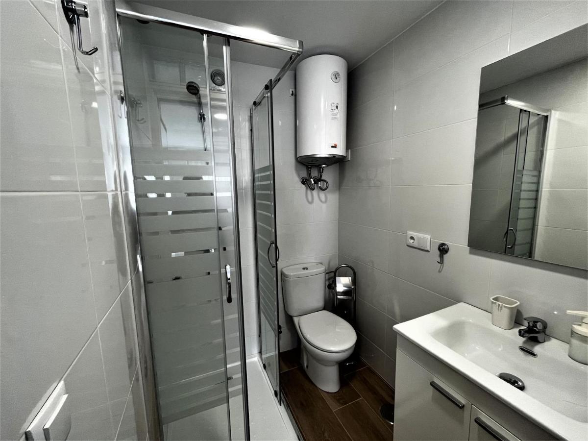Ver7 - Estudio, Wifi, Fire Stick Amazon, Terraza, Vistas Al Mar, Piscina Torremolinos Luaran gambar