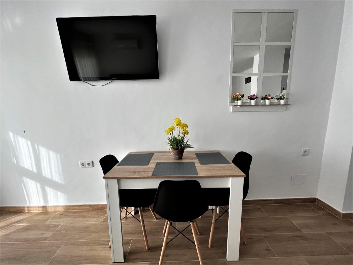 Ver7 - Estudio, Wifi, Fire Stick Amazon, Terraza, Vistas Al Mar, Piscina Torremolinos Luaran gambar